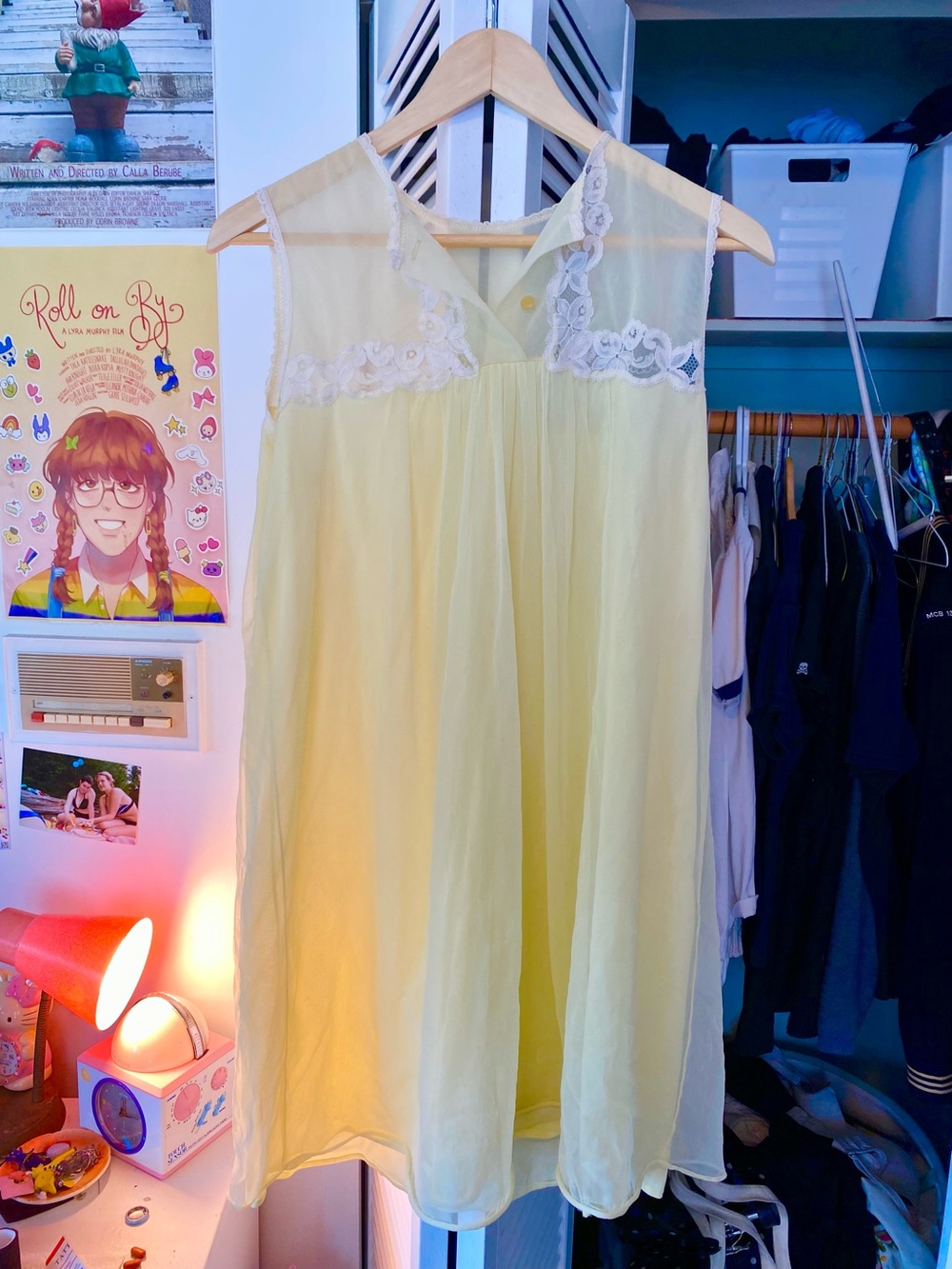 Vintage babydoll Sheer Lace Yellow Nightgown